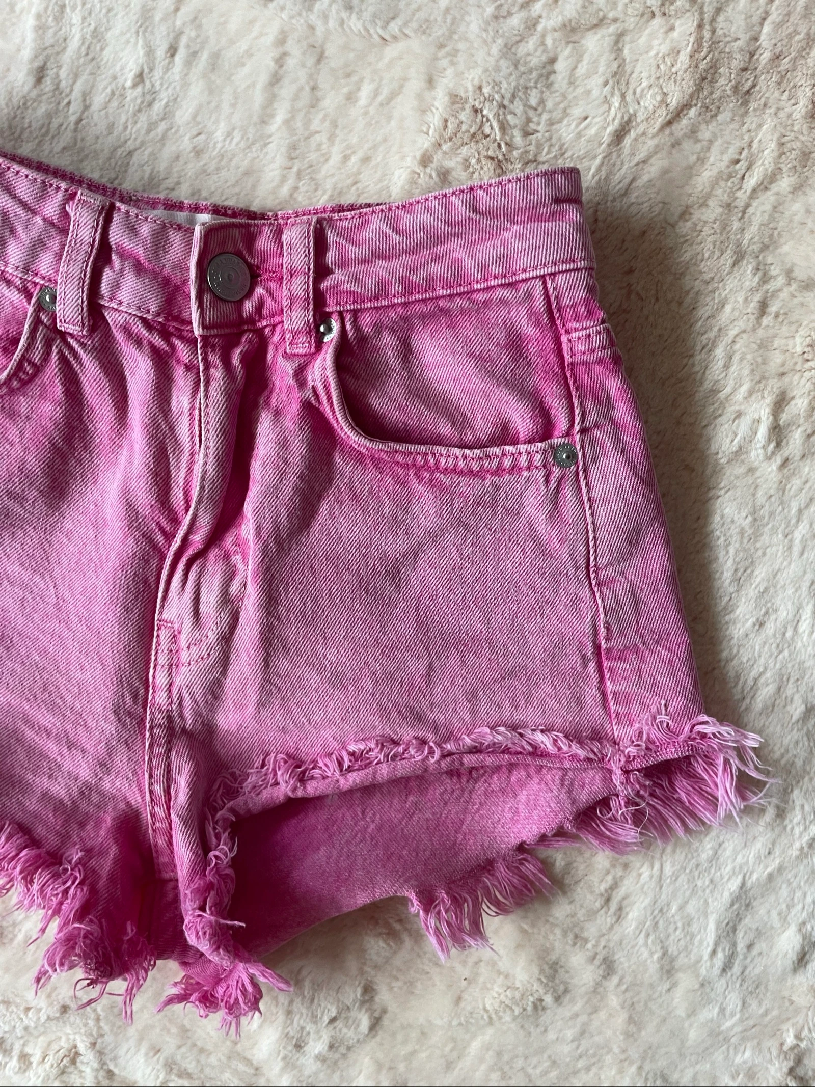 Short en jean rose Stradivarius taille 32 (XXS) à taille haute – photo 4